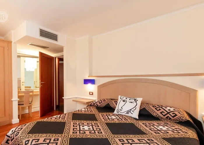 Miramare Con Ampia Piscina Riscaldata E Vista Mare Villa *
